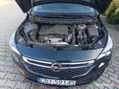 Zielony Używany 2018 Opel Astra Kombi | 45 900 zł (Drogi)