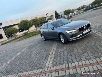 używany Volvo V90 D4 Momentum Stan Bdb Prywatnie