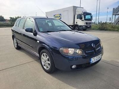 Nissan Almera