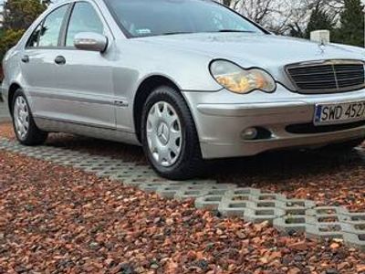 używany Mercedes 200 200 CDICDI