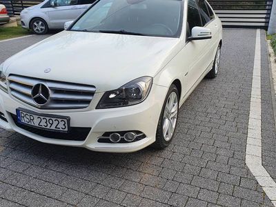 Mercedes C200