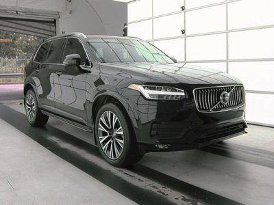 używany Volvo XC90 Momentum hybryda 7os.