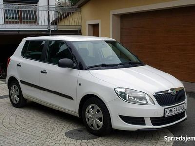 Używany Skoda Fabia 86 KM (63 kW) 2011 Biały (metalik) Hatchback