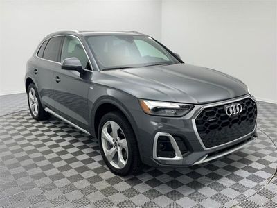 używany Audi Q5 2dm 228KM 2022r. 1 400km