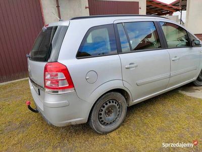 używany Opel Zafira 