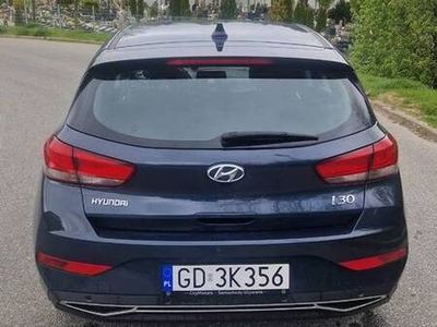 Granatowy Używany 2022 Hyundai i30 Hatchback | 32 000 zł