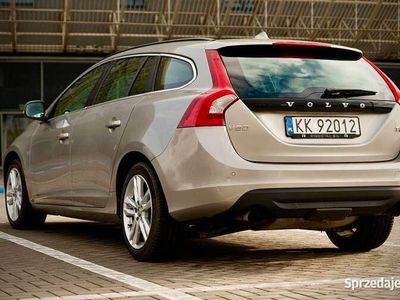 używany Volvo V60 T3 Momentum