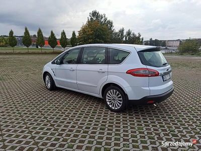 Używany Ford S-MAX Titanium 2010 Biały Minivan