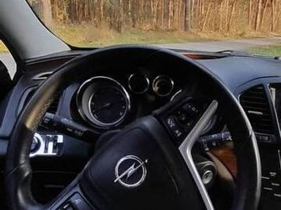 Używany Opel Insignia 220 KM (161 kW) 2009 Zielony Sedan/Limuzyna