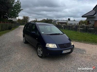 VW Sharan