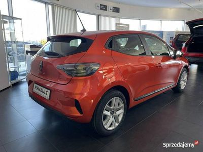 używany Renault Clio V 1dm 100KM 2025r. 4km
