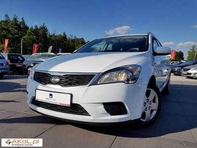 Biały (metalik, perła) Używany 2011 Kia Ceed Hatchback | 23 900 zł