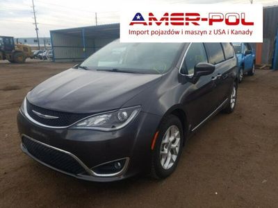 używany Chrysler Pacifica 2017, 3.6L, Touring, po gradobiciu