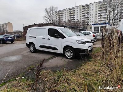 Używany 2023 Toyota Proace City City Minivan | 62 000 zł