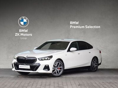 Biel alpejska Używany 2024 BMW 520 Comfort Edition Sedan/Limuzyna | 299 900 zł (Drogi)