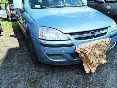 Niebieski Używany 2006 Opel Combo Minivan | 2500 zł