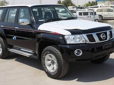 używany Nissan Patrol 2.4dm 136KM 2023r. 10km