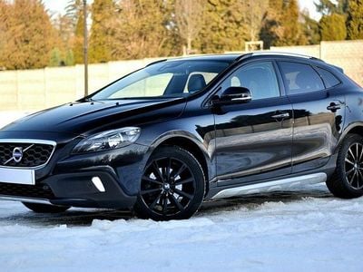 Używany Volvo V40 150 KM (110 kW) 2013 Czarny Hatchback