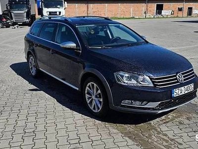 Granatowy Używany 2013 VW Passat Kombi | 36 900 zł (Uczciwa cena)