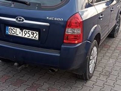Granatowy Używany 2005 Hyundai Tucson SUV | 12 500 zł