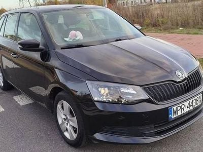 Używany Skoda Fabia 2016 Czarny Kombi