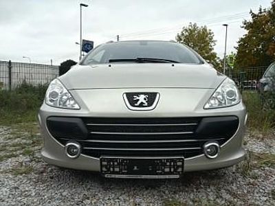 Srebrny Używany 2007 Peugeot 307 Kombi | 8900 zł