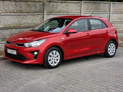 Używany Kia Rio 100 KM (73 kW) 2021 Bordowy (metalik) Hatchback