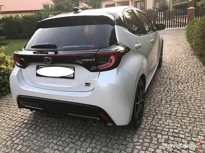 Używany 2023 Toyota Yaris Hybrid | 101 000 zł (Dość drogi)