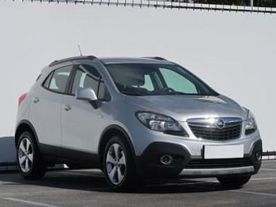 Srebrny Używany 2015 Opel Mokka SUV | 43 999 zł (Uczciwa cena)