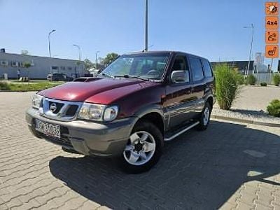 Bordowy (metalik) Używany 2004 Nissan Terrano SUV | 14 900 zł