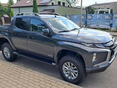 Używany Mitsubishi L200 2023 Szary Pickup