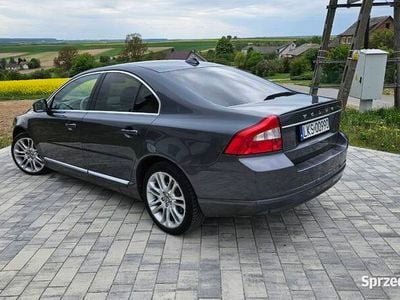 Volvo S80
