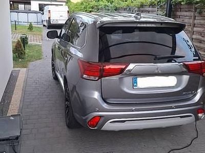 Mitsubishi Outlander P-HEV