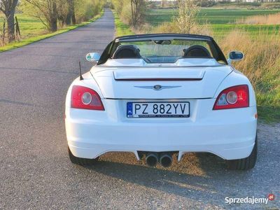 używany Chrysler Crossfire dynamiczny o mocy 220