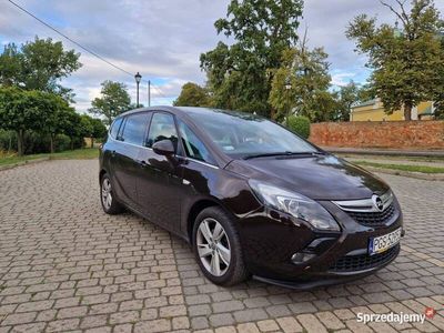 używany Opel Zafira C