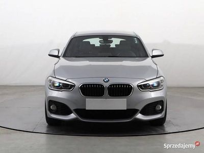 Srebrny Używany 2015 BMW 118 Hatchback | 64 999 zł (Drogi)