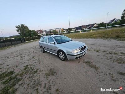 Srebrny Używany 2003 Skoda Octavia Kombi | 4700 zł (Uczciwa cena)
