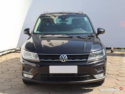 Czarny Używany 2016 VW Tiguan SUV | 61 999 zł (Uczciwa cena)