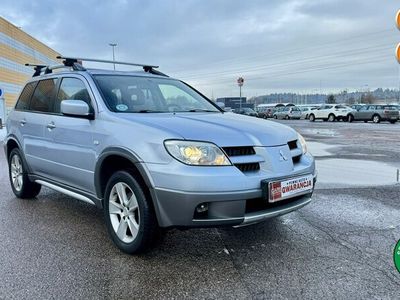 używany Mitsubishi Outlander 2.4dm 160KM 2006r. 143 000km