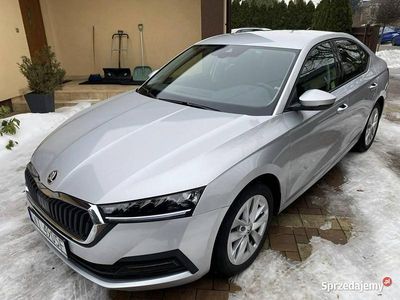 Srebrny Używany 2022 Skoda Octavia Ambition Sedan/Limuzyna | 76 900 zł (Uczciwa cena)