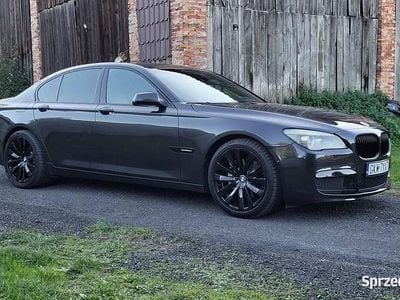 BMW 730