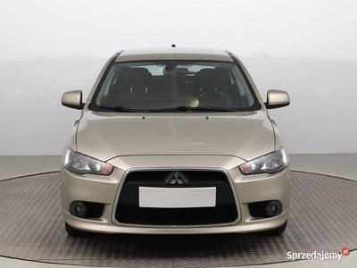 Używany Mitsubishi Lancer 2010 Beżowy Hatchback