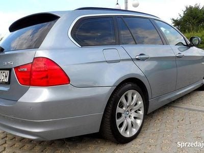 Szary Używany 2010 BMW 325 Kombi | 31 200 zł