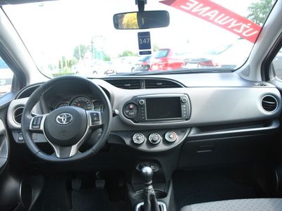 używany Toyota Yaris 1.33 Premium Benzyna, 2015 r.