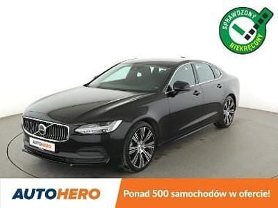 Używany Volvo S90 235 KM (172 kW) 2022 Czarny Sedan/Limuzyna