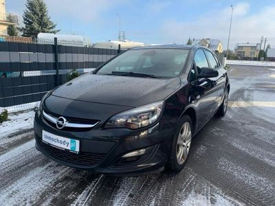 używany Opel Astra 1.6dm 136KM 2014r. 235 000km