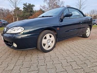 Używany Renault Mégane 95 KM (69 kW) 2001 Zielony Kabriolet