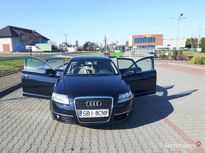 Używany Audi A6 2004 Granatowy Sedan/Limuzyna