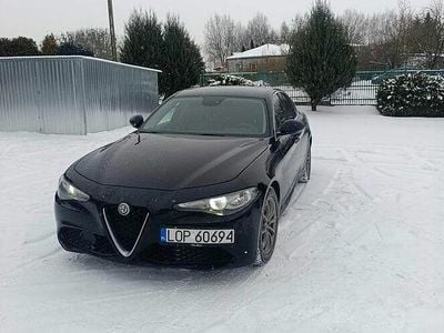 Używany Alfa Romeo Giulia 280 KM (205 kW) 2017 Czarny Sedan/Limuzyna