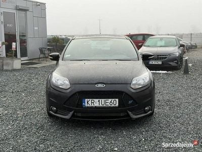Czarny Używany 2014 Ford Focus ST Hatchback | 37 900 zł